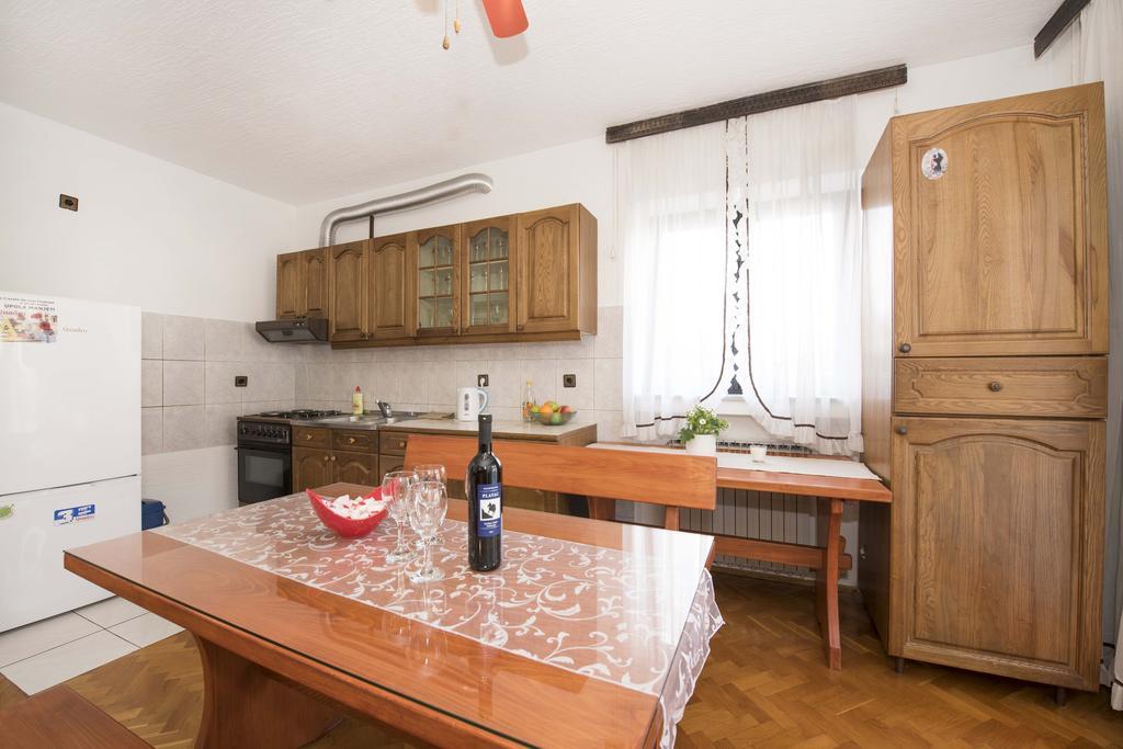 Apartment Kurbasa Kaštela Eksteriør bilde
