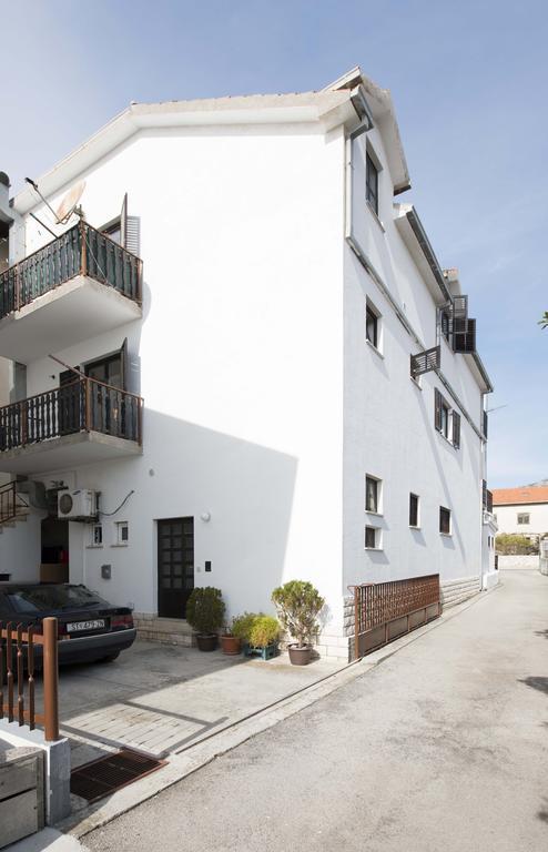 Apartment Kurbasa Kaštela Eksteriør bilde