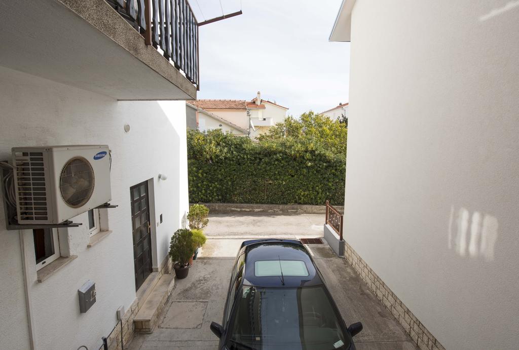 Apartment Kurbasa Kaštela Eksteriør bilde